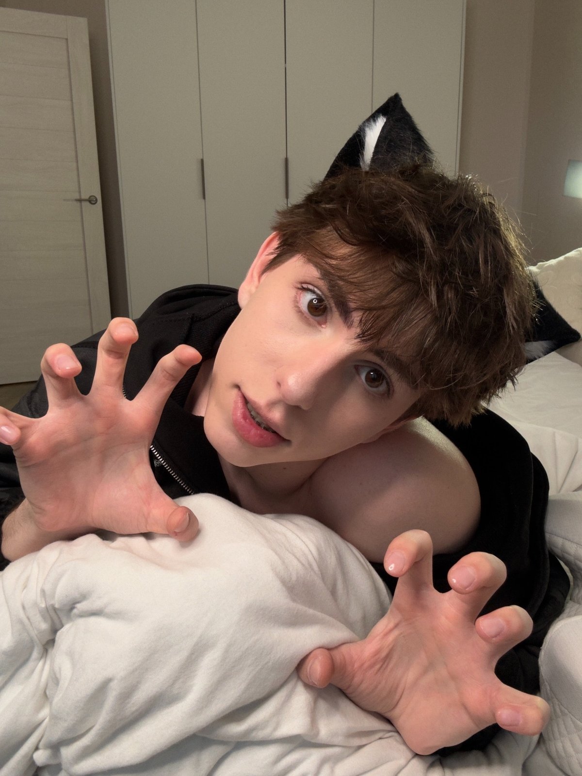 Evil Tommy wearing cat ears